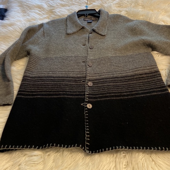 HERMAN & GEIST 100% wool Sweater size L excellent condition length 30/31” - Picture 6 of 12